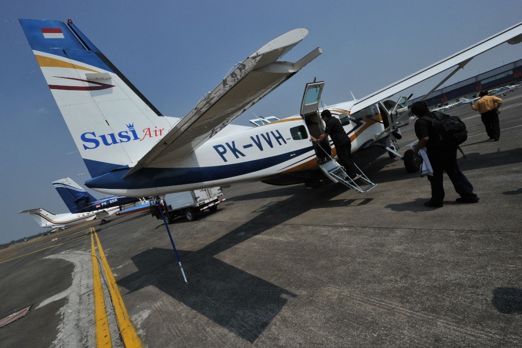 Indonesia tìm kiếm phi công New Zealand và 5 hành khách bị quân nổi dậy bắt cóc